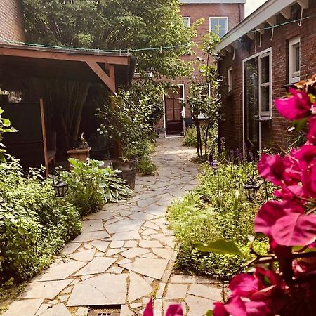Gastenverblijf Door De Poort Tilburg Dış mekan fotoğraf