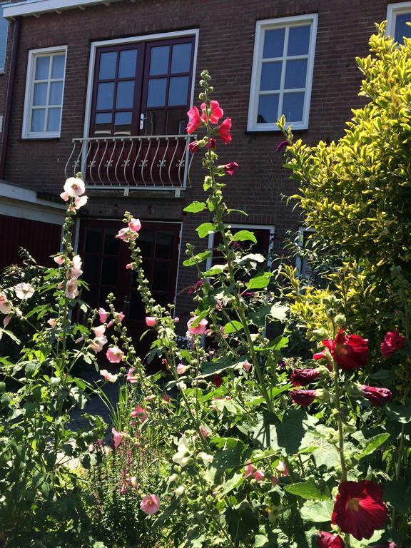 Gastenverblijf Door De Poort Tilburg Dış mekan fotoğraf