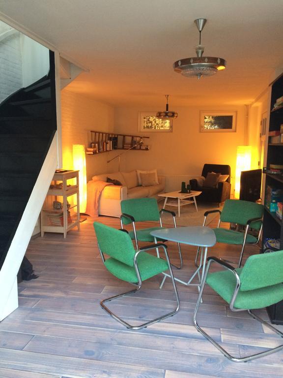 Gastenverblijf Door De Poort Tilburg Dış mekan fotoğraf