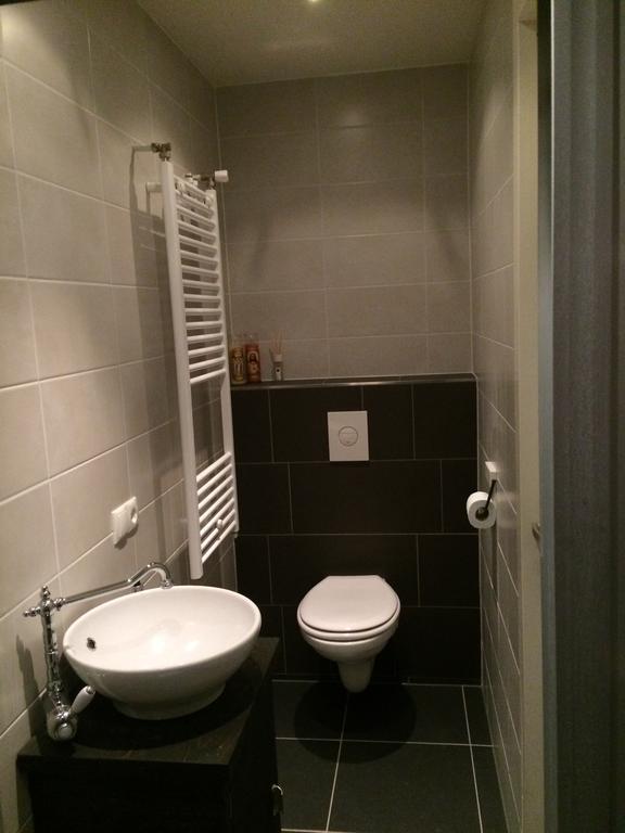 Gastenverblijf Door De Poort Tilburg Dış mekan fotoğraf